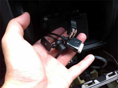 GROM USB MP3 and iPod  adapter in Honda Accord 2007 - Bluetooth and iPod cables