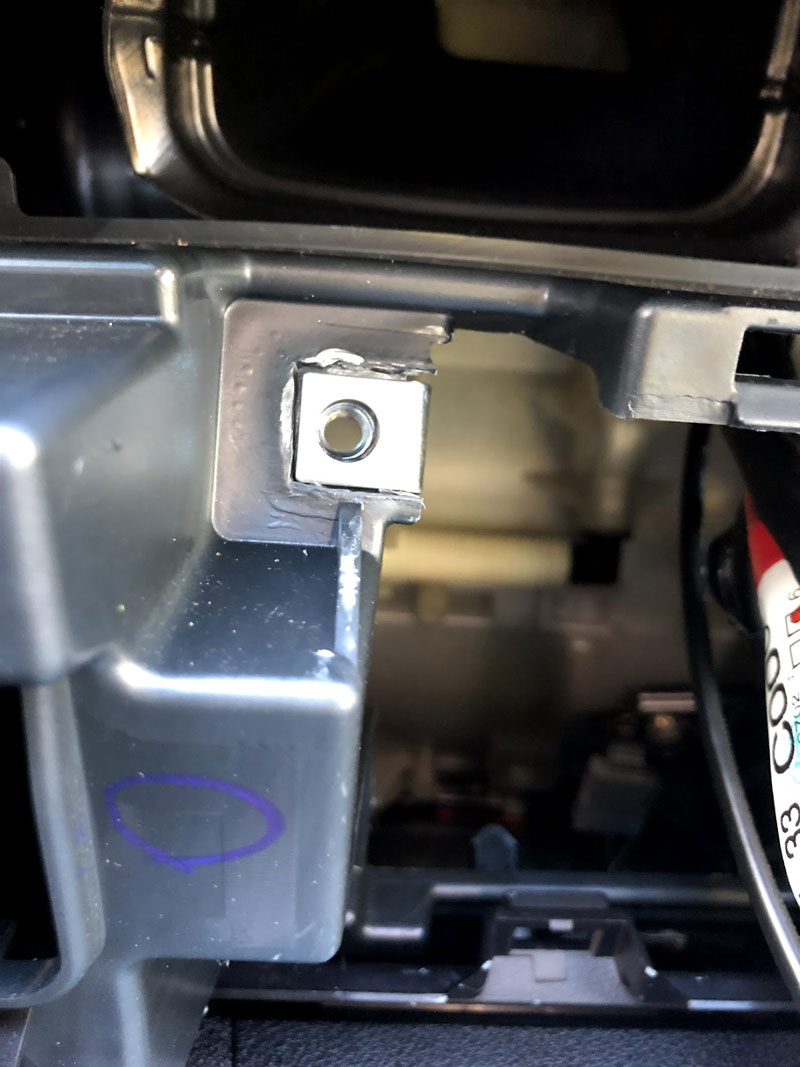 Lexus ES350 2014 stereo bolt insert