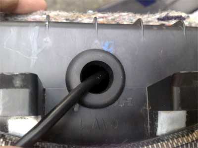 GROM USB MP3 and iPod adapter in Honda Accord 2007 - hole in the cubby with grommet
