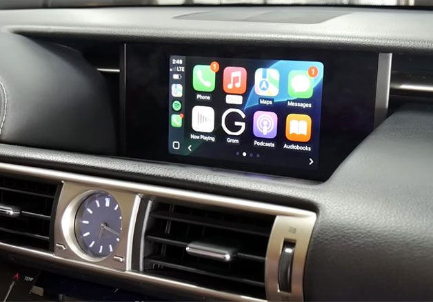 Lexus IS CarPlay Android Auto System