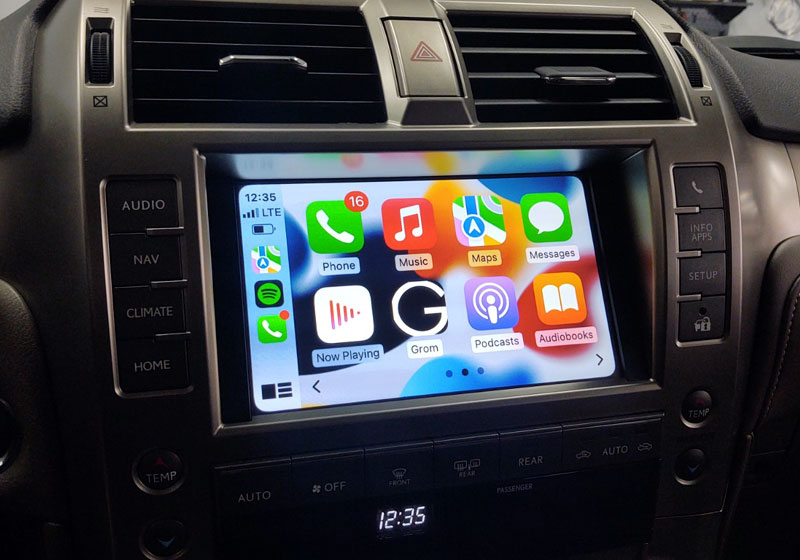 VLine CarPlay in Lexus GX 460