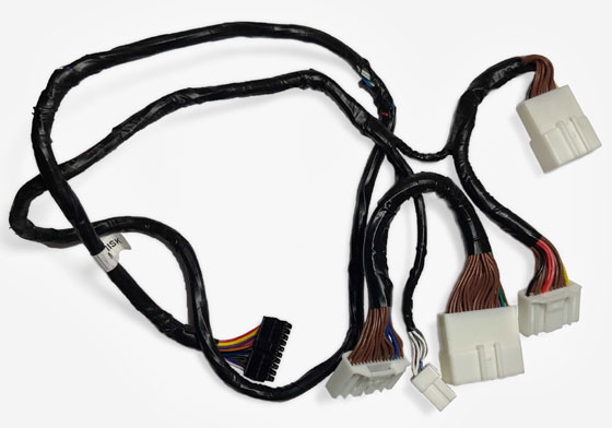 GROM VLine Interface and  Power Cable MCFNISK for select Nissan and Infiniti