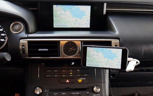 Car Stereo Smartphone Mirroring Interface