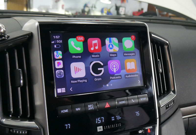 Toyota Land Cruiser 2019-2021 CarPlay