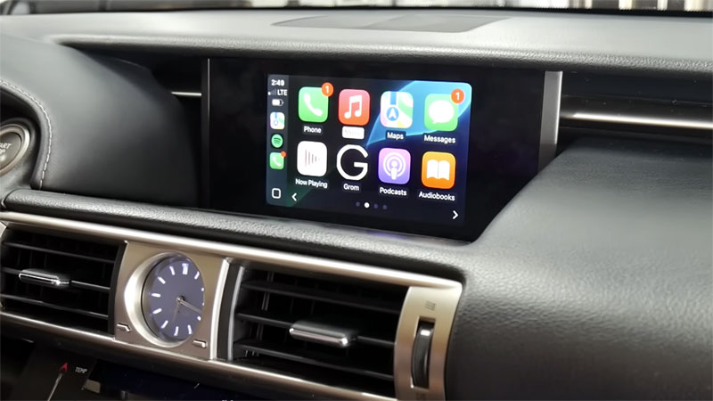 CarPlay on Lexus IS 200t 250 300 350 2014-2019 without factory nav stereo with GROM VLine VL2