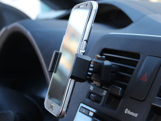 Phone car mount that holds