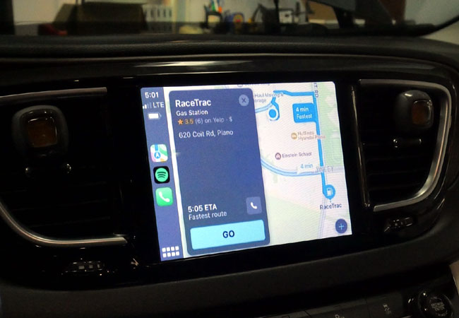 wireless CarPlay in Chrysler Pacifica