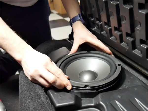 Amplinq Car Sound Upgrade - Beta Test Program