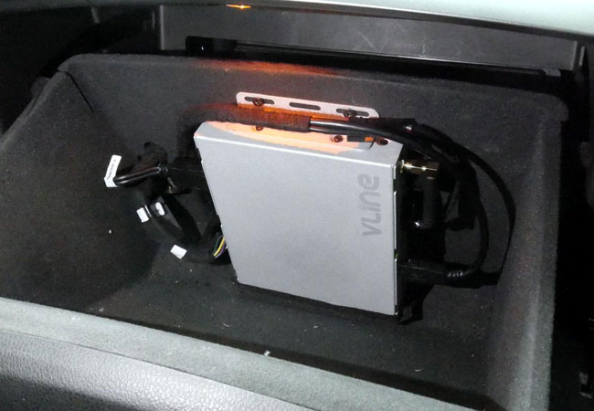 VLine VL2 Main Module Glove Box Placement